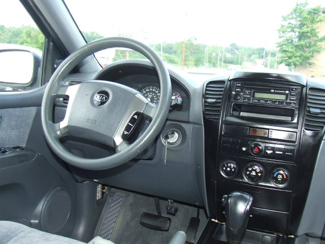 Kia Sorento 2003 photo 9