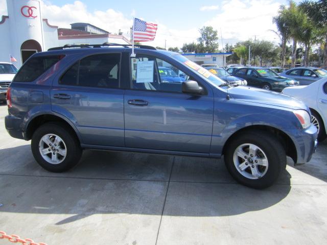 Kia Sorento 2003 photo 1