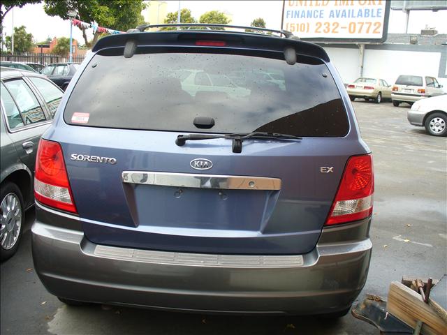 Kia Sorento 2003 photo 4