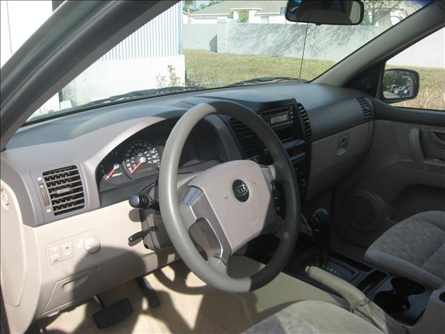 Kia Sorento 2004 photo 1