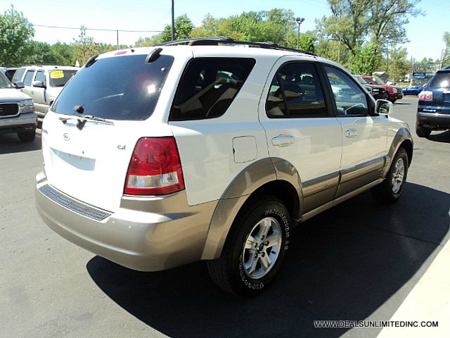 Kia Sorento 2004 photo 3