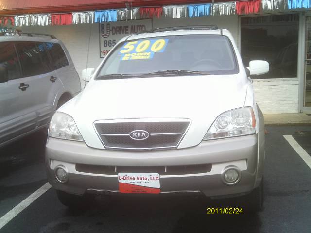 Kia Sorento 2004 photo 2