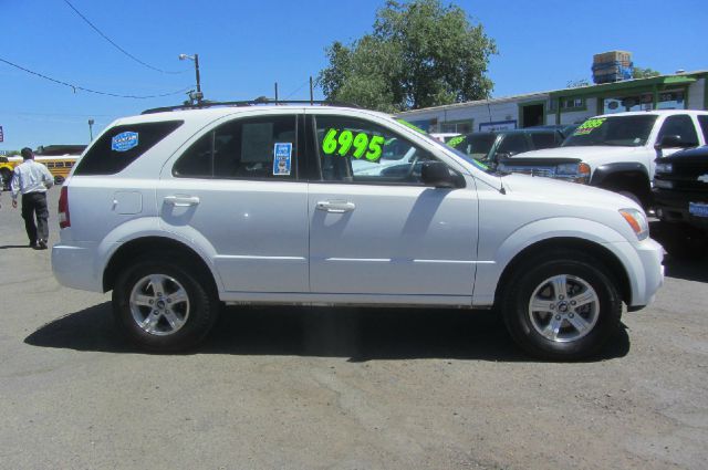 Kia Sorento 2004 photo 18