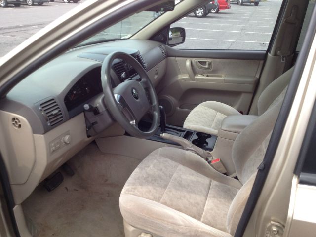 Kia Sorento 2004 photo 2