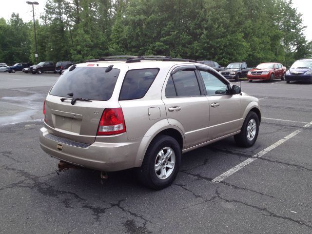 Kia Sorento 2004 photo 9