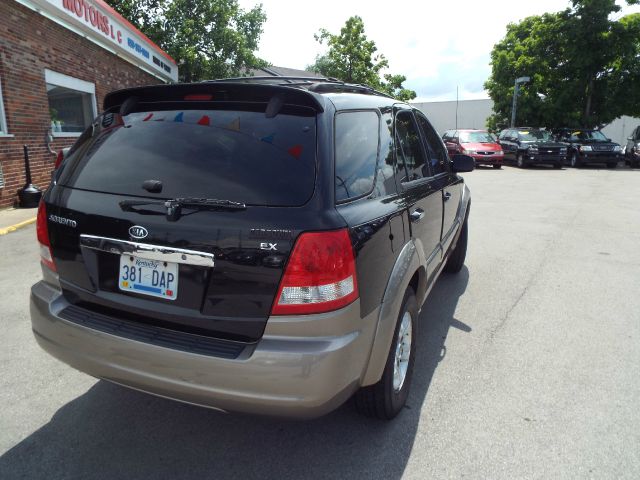 Kia Sorento 2004 photo 2