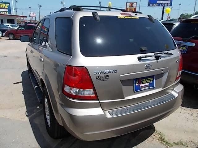 Kia Sorento 2004 photo 2