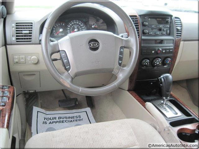 Kia Sorento 2004 photo 1