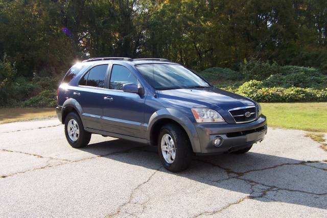 Kia Sorento 2500 HD Duramax Diesel4x4 Sport Utility