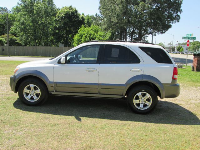 Kia Sorento 2006 photo 13