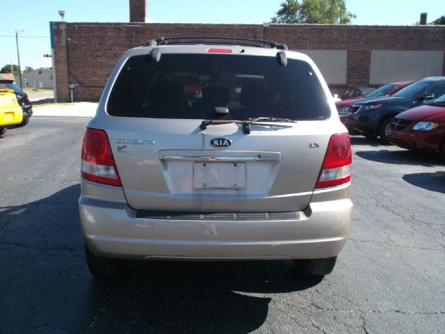 Kia Sorento 2006 photo 13