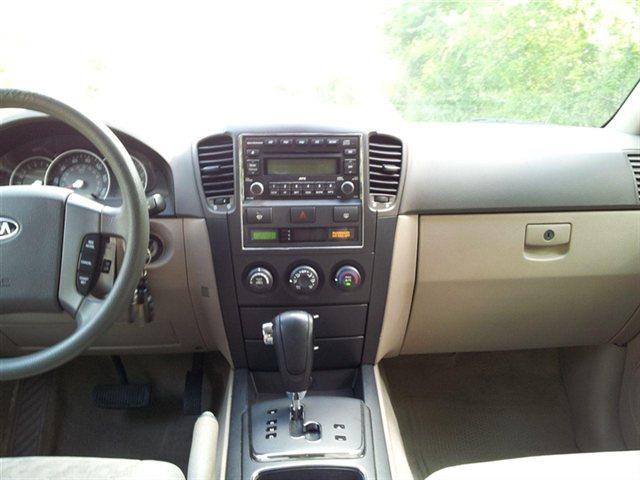 Kia Sorento 2007 photo 19