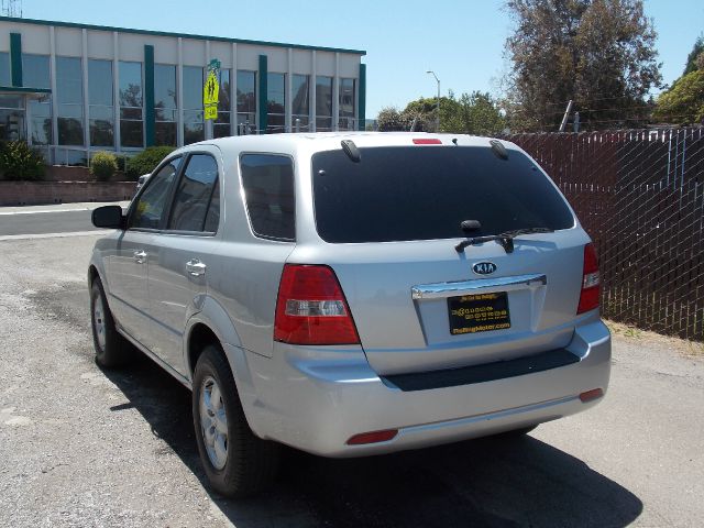 Kia Sorento 2008 photo 4