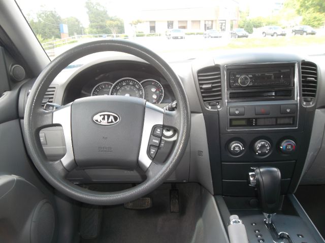 Kia Sorento 2008 photo 10