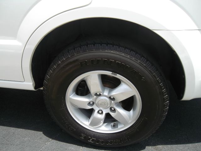 Kia Sorento 2008 photo 4