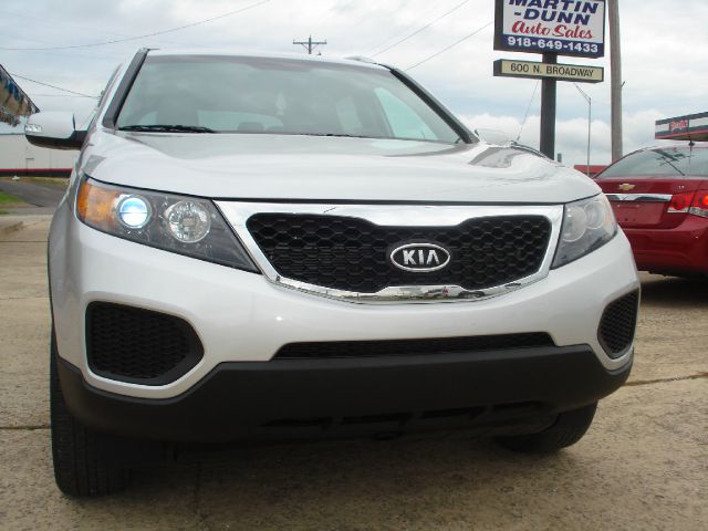 Kia Sorento 2011 photo 14