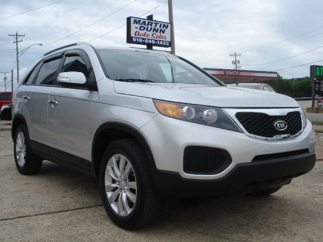 Kia Sorento 2011 photo 21