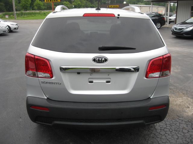 Kia Sorento 2011 photo 3