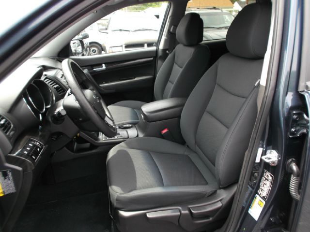 Kia Sorento 2011 photo 9