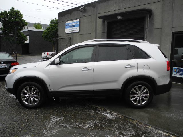 Kia Sorento 2011 photo 1