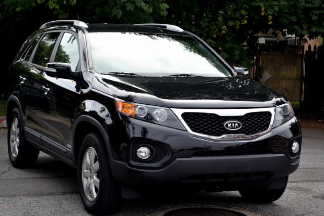 Kia Sorento 2011 photo 2