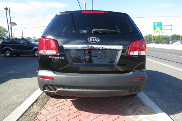 Kia Sorento 2011 photo 11