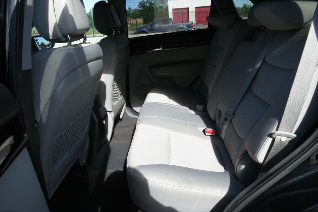 Kia Sorento 2011 photo 2