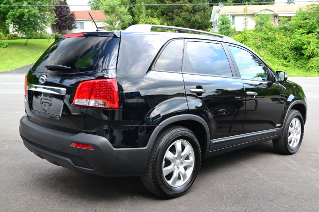 Kia Sorento 2011 photo 1