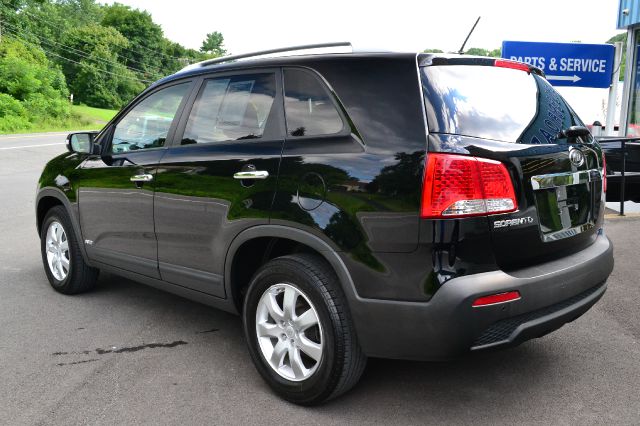 Kia Sorento 2011 photo 3