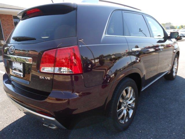 Kia Sorento 2011 photo 1