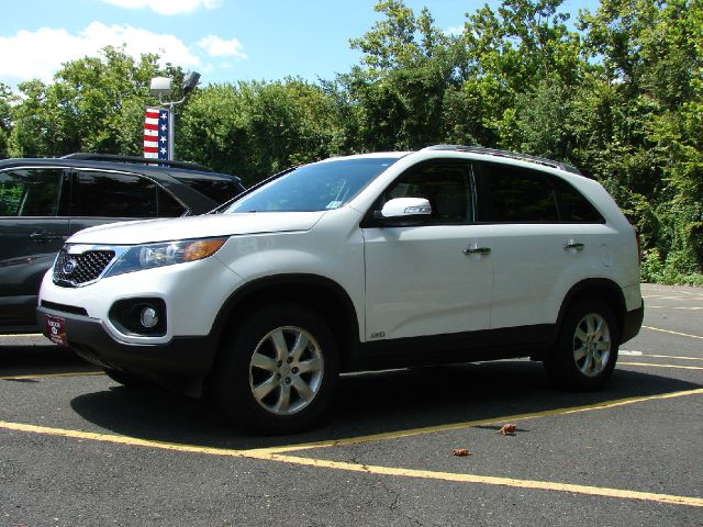 Kia Sorento 2011 photo 3