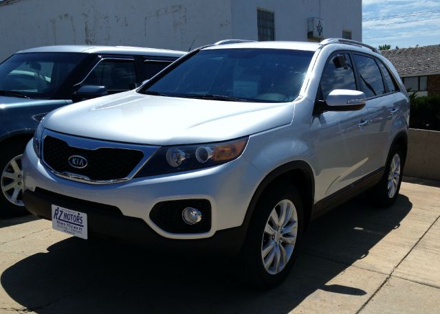 Kia Sorento 2011 photo 2