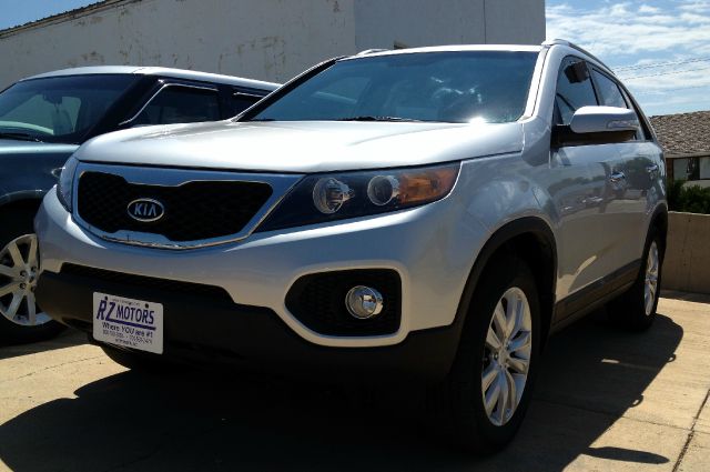 Kia Sorento 2011 photo 3