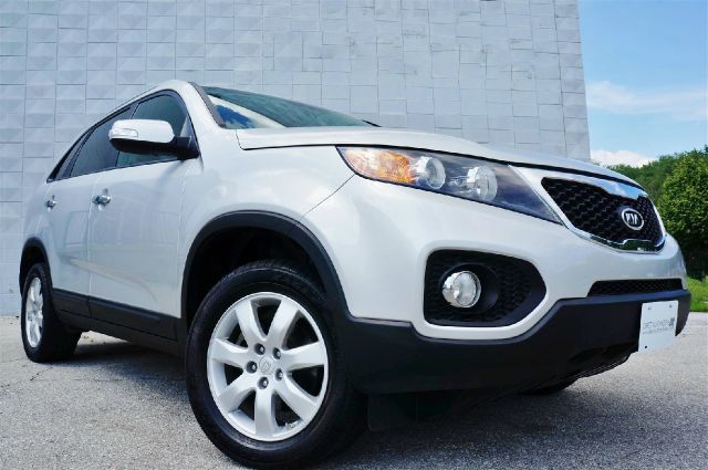 Kia Sorento 2011 photo 2