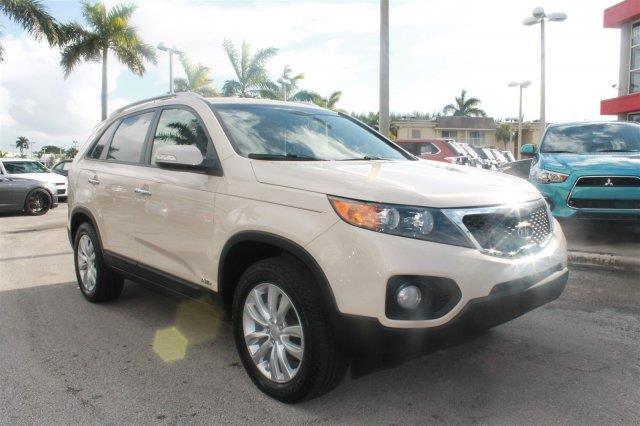 Kia Sorento 2011 photo 3