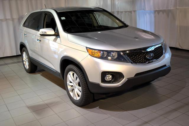 Kia Sorento 2011 photo 4