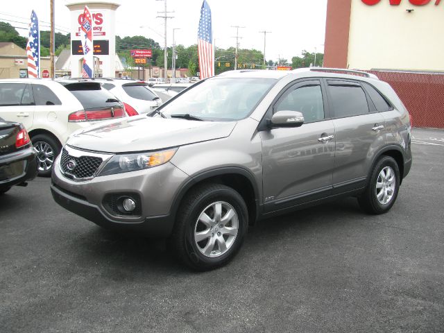 Kia Sorento 2011 photo 2