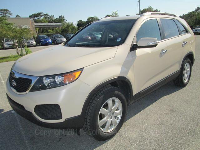 Kia Sorento 2011 photo 2