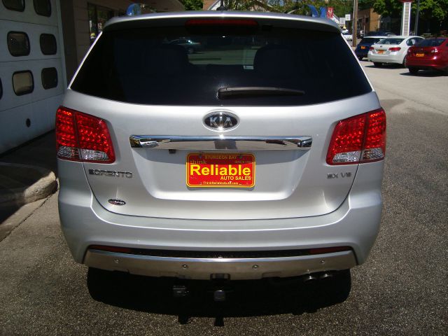 Kia Sorento 2011 photo 21