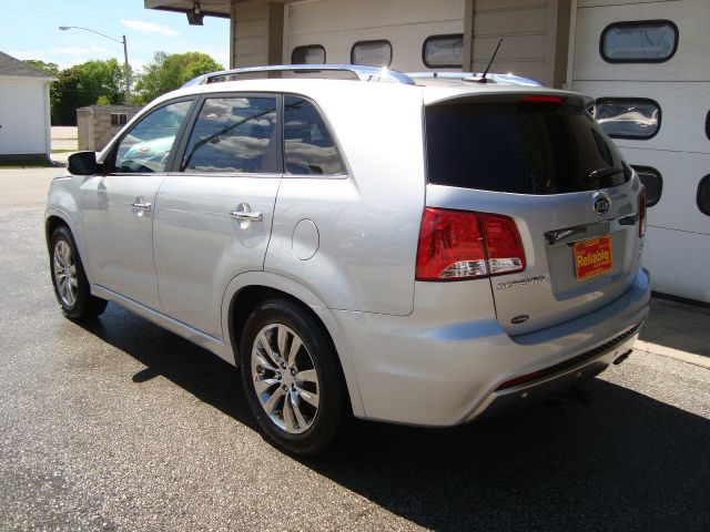 Kia Sorento 2011 photo 27