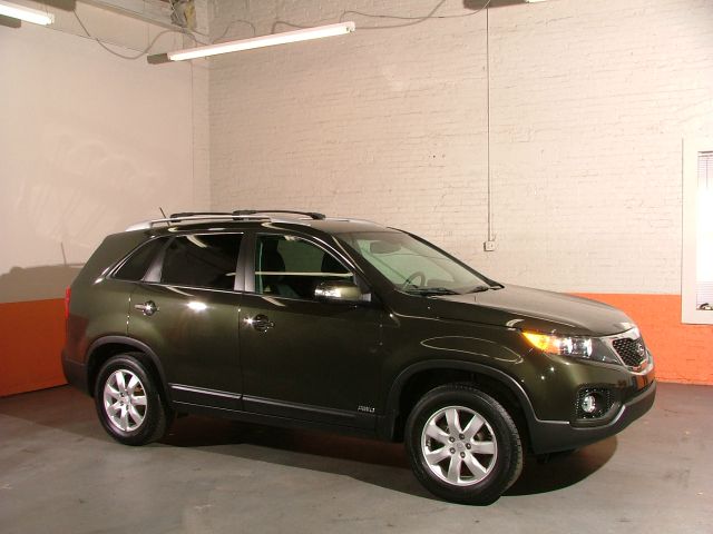 Kia Sorento LS Truck SUV