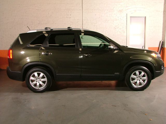 Kia Sorento 2011 photo 1