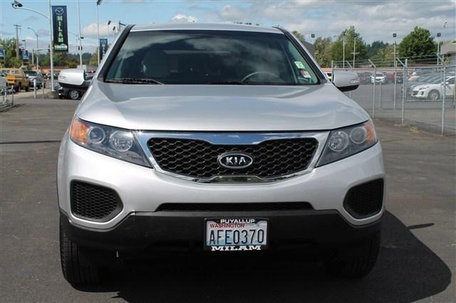 Kia Sorento 2011 photo 1