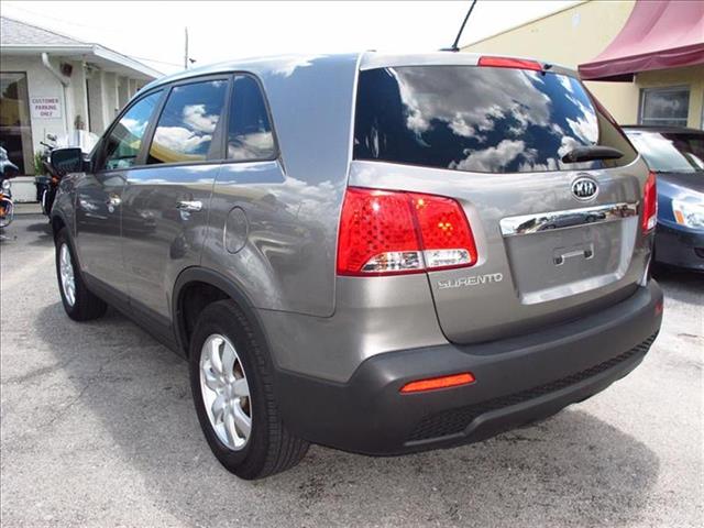 Kia Sorento 2011 photo 3