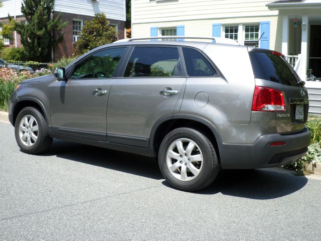 Kia Sorento 2011 photo 3