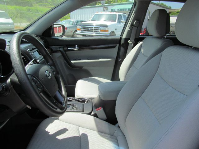 Kia Sorento 2011 photo 1