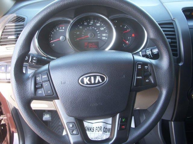 Kia Sorento 2012 photo 1