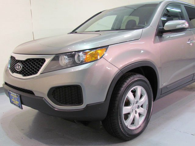 Kia Sorento 2012 photo 8