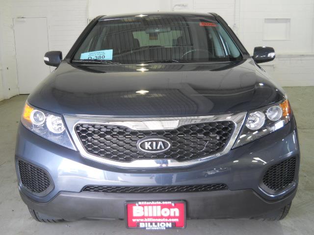 Kia Sorento 2012 photo 12