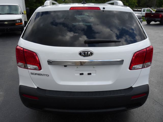 Kia Sorento 2013 photo 4